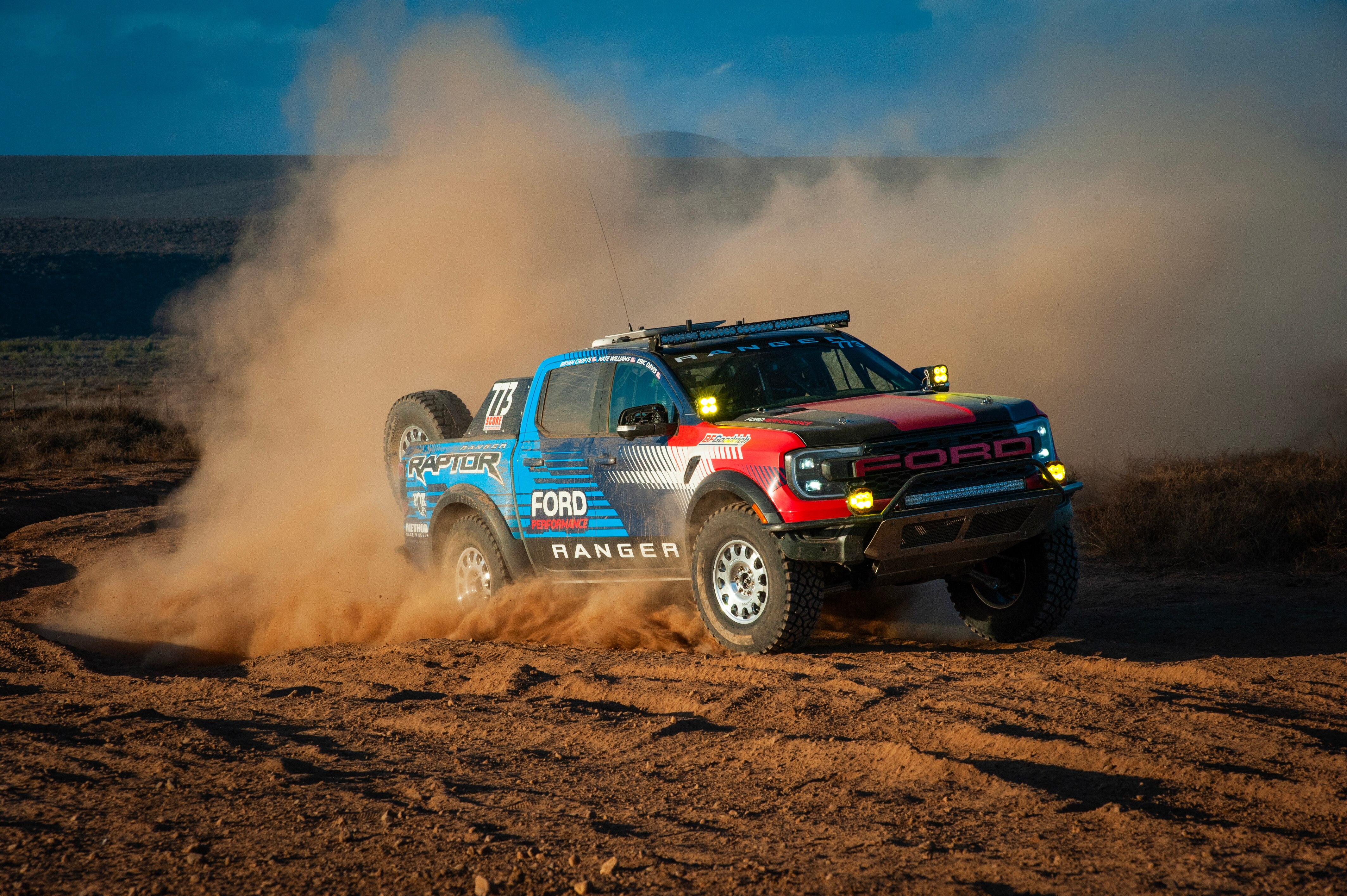 In the heart of Baja California, where the desert becomes the ultimate rival, Ford Performance celebrated an extraordinary achievement: a two-truck victory in the 2024 Baja 1000. The Bronco DR and Ford Ranger Raptor emerged triumphant after navigating hundreds of miles of brutal terrain, proving their strength in one of the toughest races on Earth.
